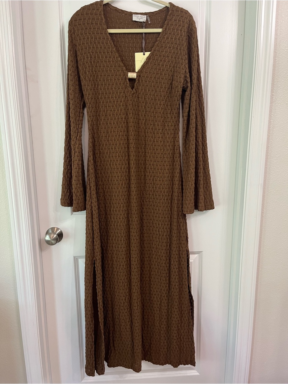 Dress Forum Brown Textured Maxi with Bell Sleeves Semi-Sheer V Neck Sz MED NWT - Picture 2 of 10